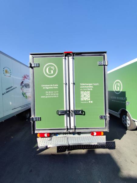Flocage de flotte de véhicules pour Gusto Market à Marseille