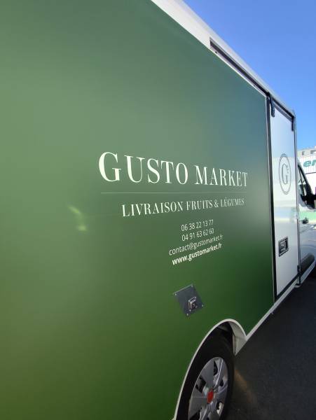Flocage de flotte de véhicules pour Gusto Market à Marseille