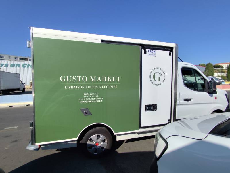 Flocage de flotte de véhicules pour Gusto Market à Marseille