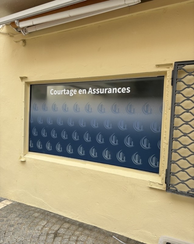 Adhésifs vitrines pour pharmacies, ostéopathes et cabinets médicaux à Marseille, Aix, Toulon 