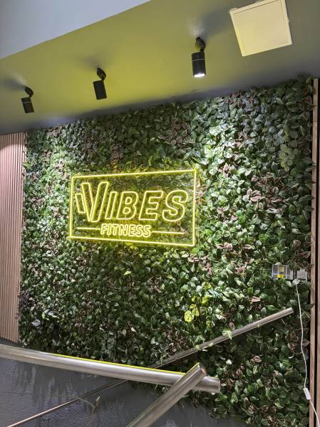 Signalétique intérieure sur mesure pour une salle de sport à Marseille