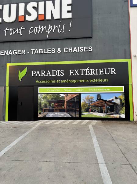 Fabrication et pose de lettres lumineuses, enseignes et adhésifs à Aubagne et dans les Bouches-du-Rhône