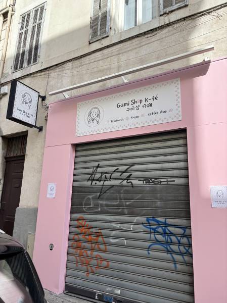 Enseigne pas cher de qualité avec installation à Marseille