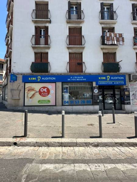 Enseigne lumineuse pour centre auditif à Marseille