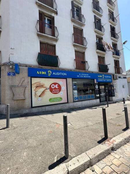 Enseigne lumineuse pour centre auditif à Marseille
