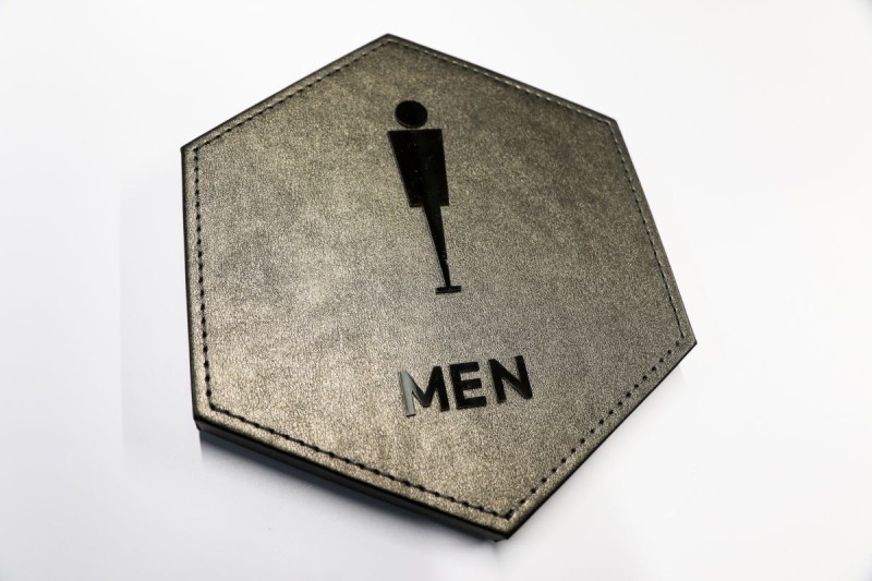 Plaques signalétiques élégantes pour hôtels et restaurants - Bouches-du-Rhône, Nice, Cannes, Saint-Tropez