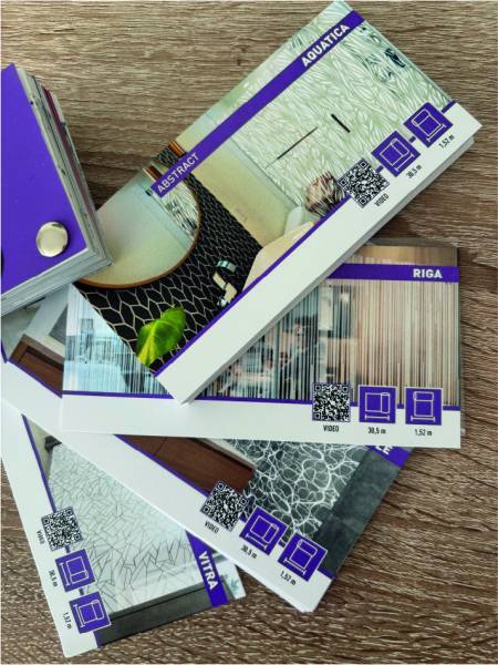 Fabrication et pose de films adhésifs dépolis personnalisés décoratifs ou d’intimité pour bureaux et locaux professionnels en Provence-Alpes-Côte d’Azur