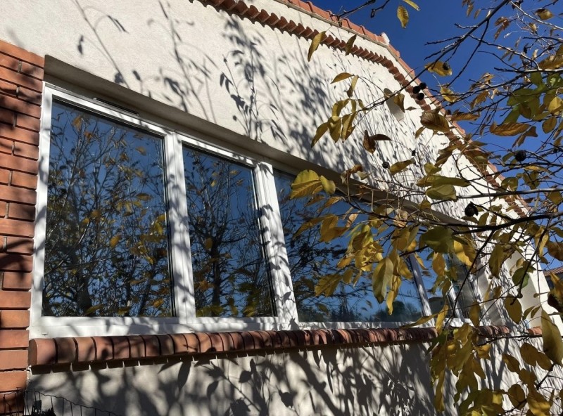 Film solaire anti UV et anti vis-à-vis solution occultante pour vitre  à la Bouilladisse proche d'Aubagne