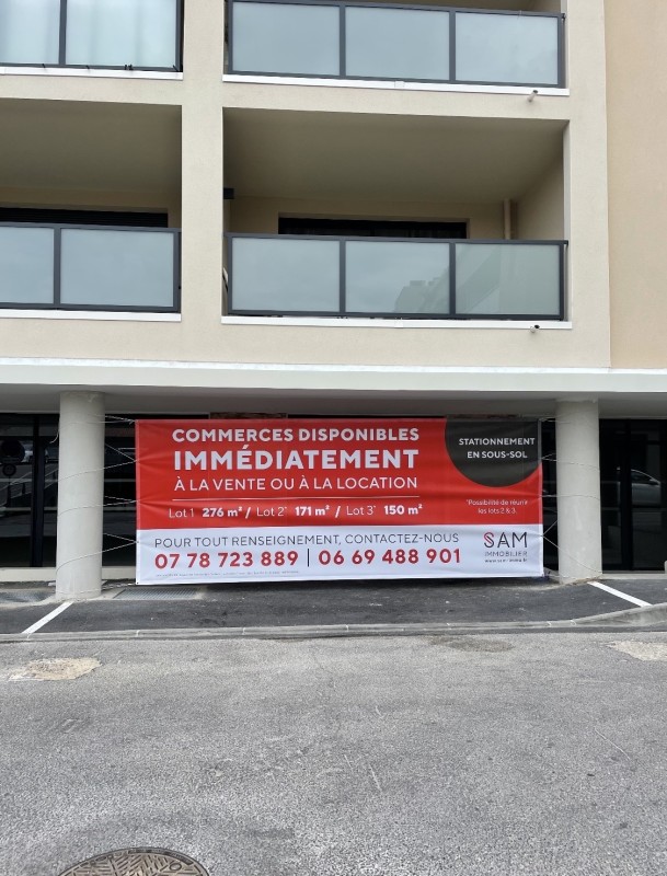 Bâche publicitaire personnalisée sur mesure pas cher à Marseille