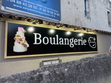 Notre zone d'activité pour ce service Pose d'un film solaire sur les fenêtres d'une salle de réunion dans les bureaux d'une entreprise située proche de 